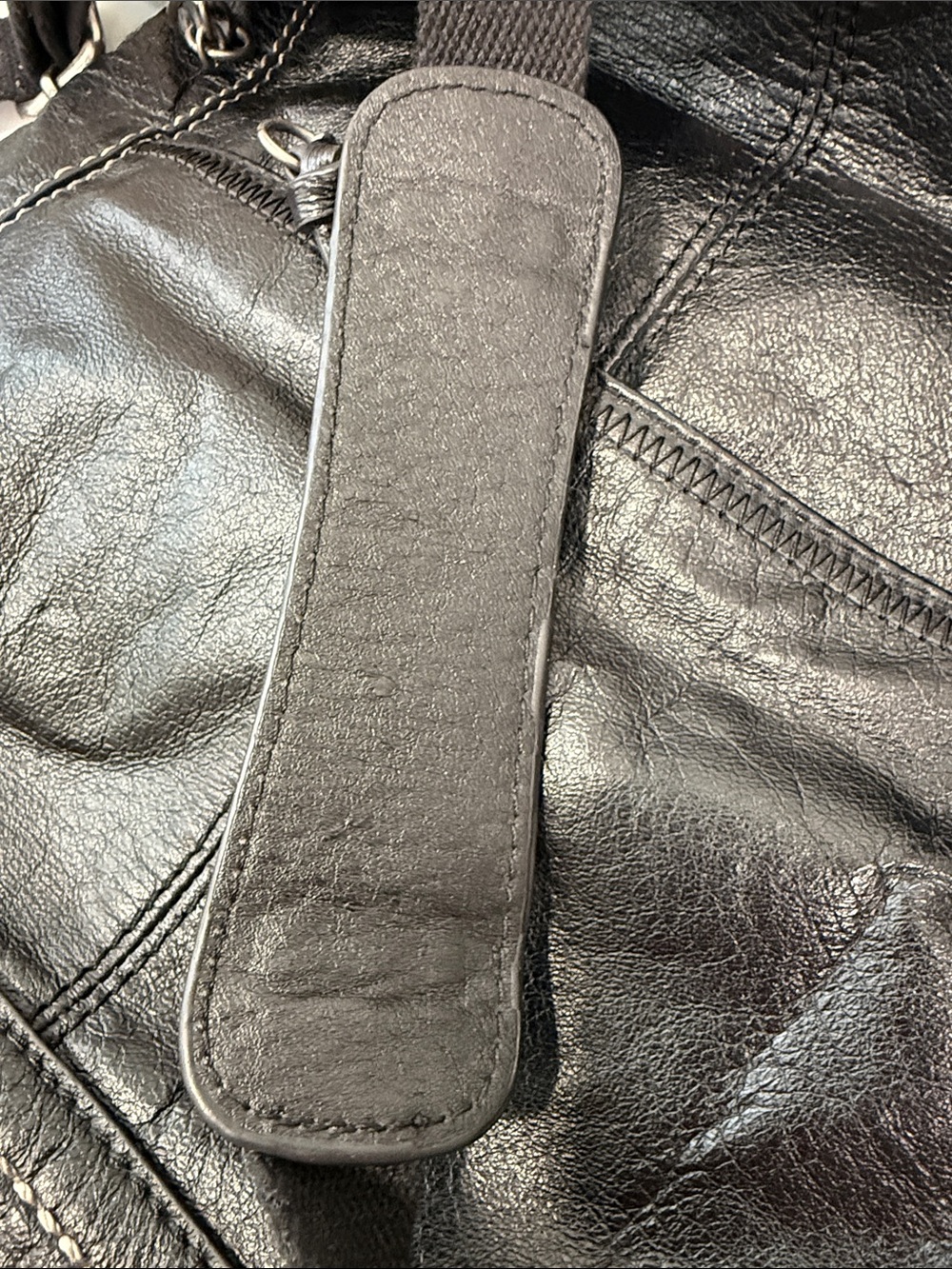 The Sak Black Pebbled Leather Crossbody Bag Purse - Picture 9 of 10